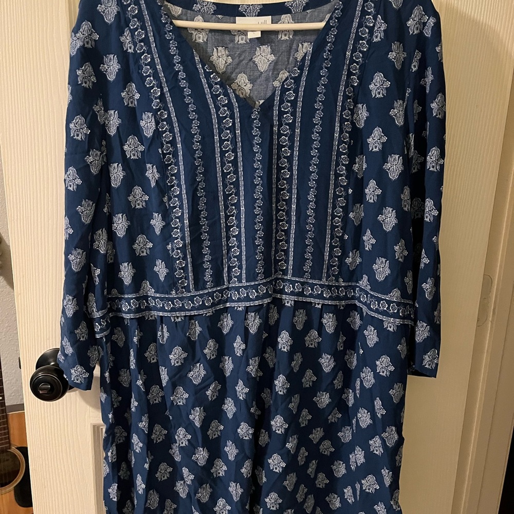 J.Jill dark blue & white Indian block print style design, empire waist, blouse.